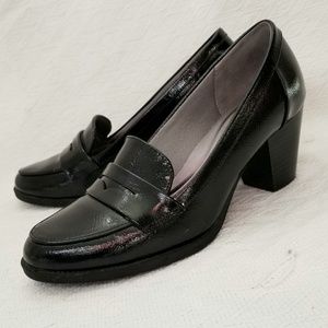 Life Stride Velocity Patent Loafer Size 6.5